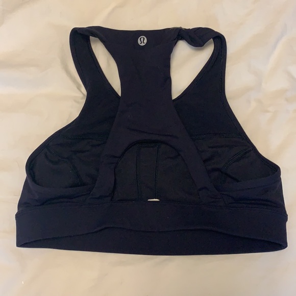 Lulu lemon sports bra. - Picture 2 of 3